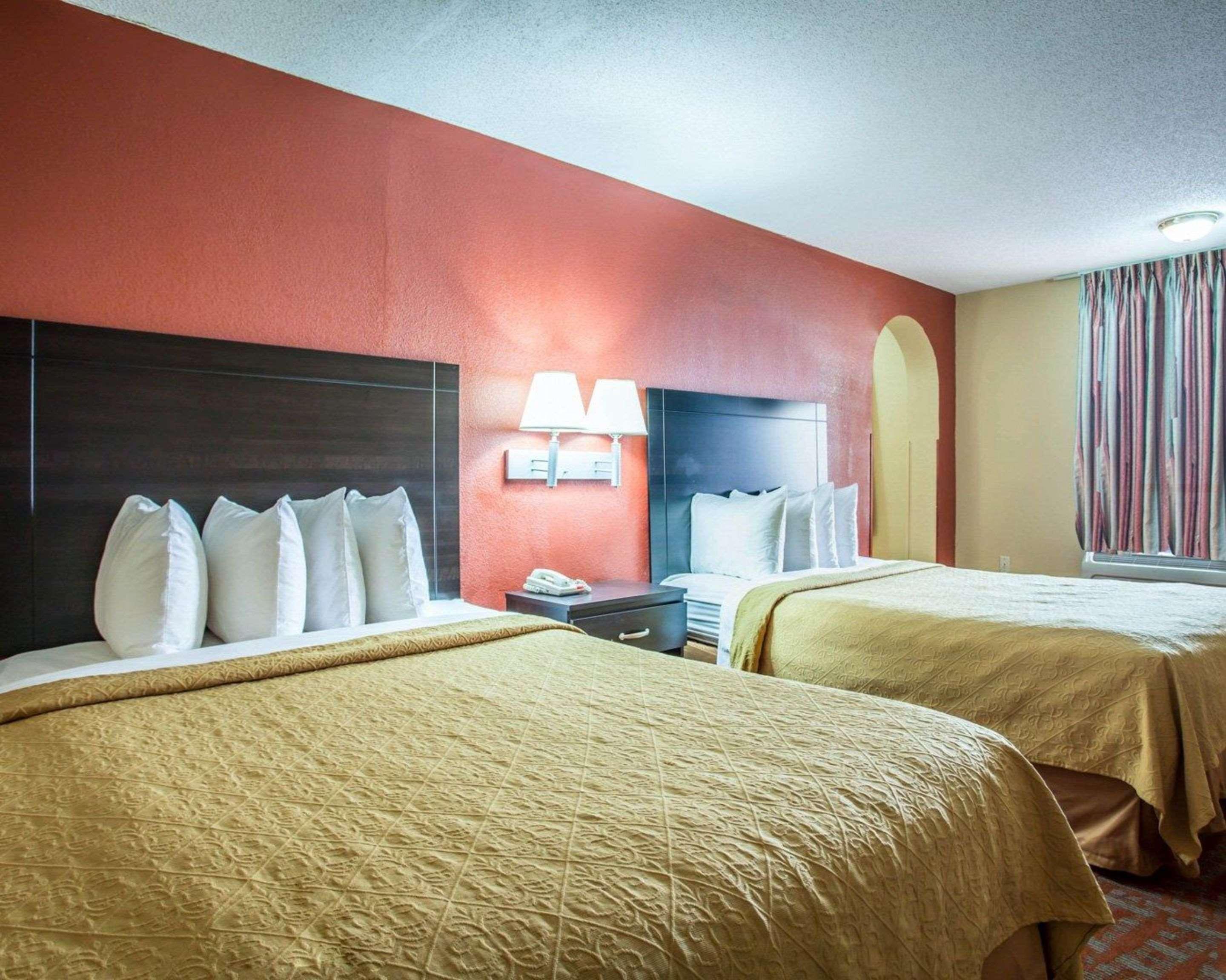 Quality Inn & Suites มอนโร ภายนอก รูปภาพ